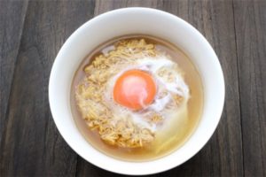 インスタントラーメンの賞味期限切れ。3ヶ月～1年でも食べられる？